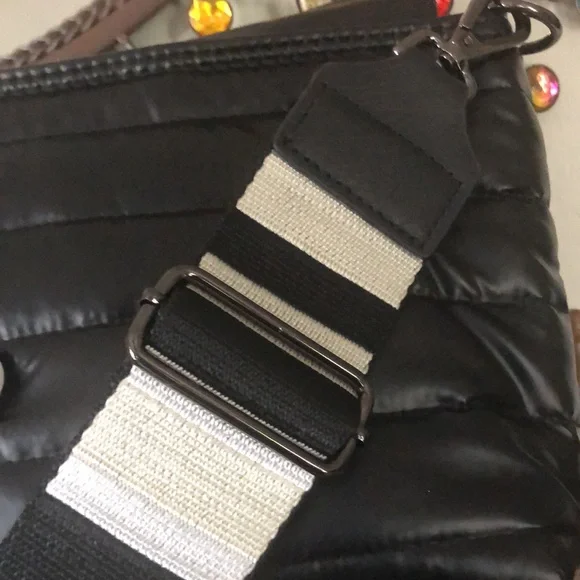 NWOT THINK ROYLN Front Flap Crossbody w/Fashion Strap - Picture 8 of 8